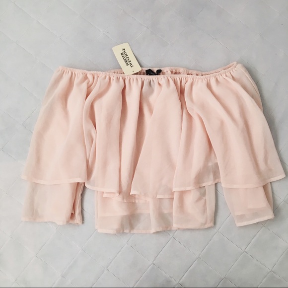 Woven Off Shoulder Top - Picture 2 of 2